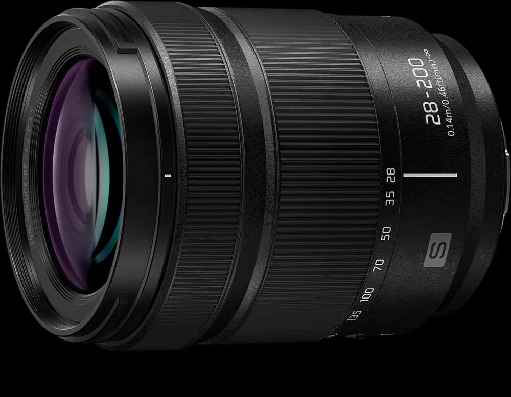 Panasonic Lumix S 28-200mm f/4-7.1 MACRO O.I.S.